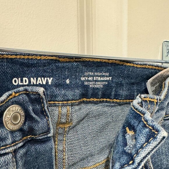 Extra High Rise Sky Hi Straight Medium Wash Jeans‎ - Size 6 - Picture 3 of 4